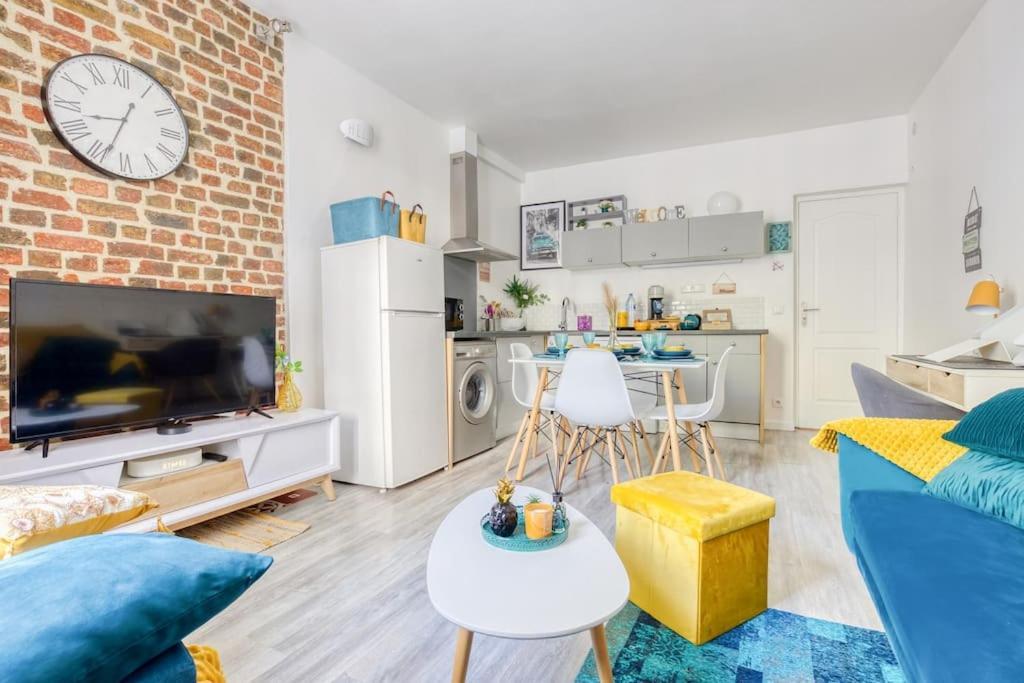 Escale A Paris Metro & Parking Apartment Saint-Ouen  Exterior photo